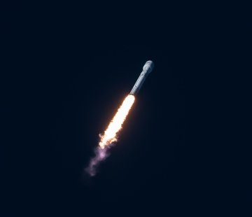SpaceX - fusée dans l'espace